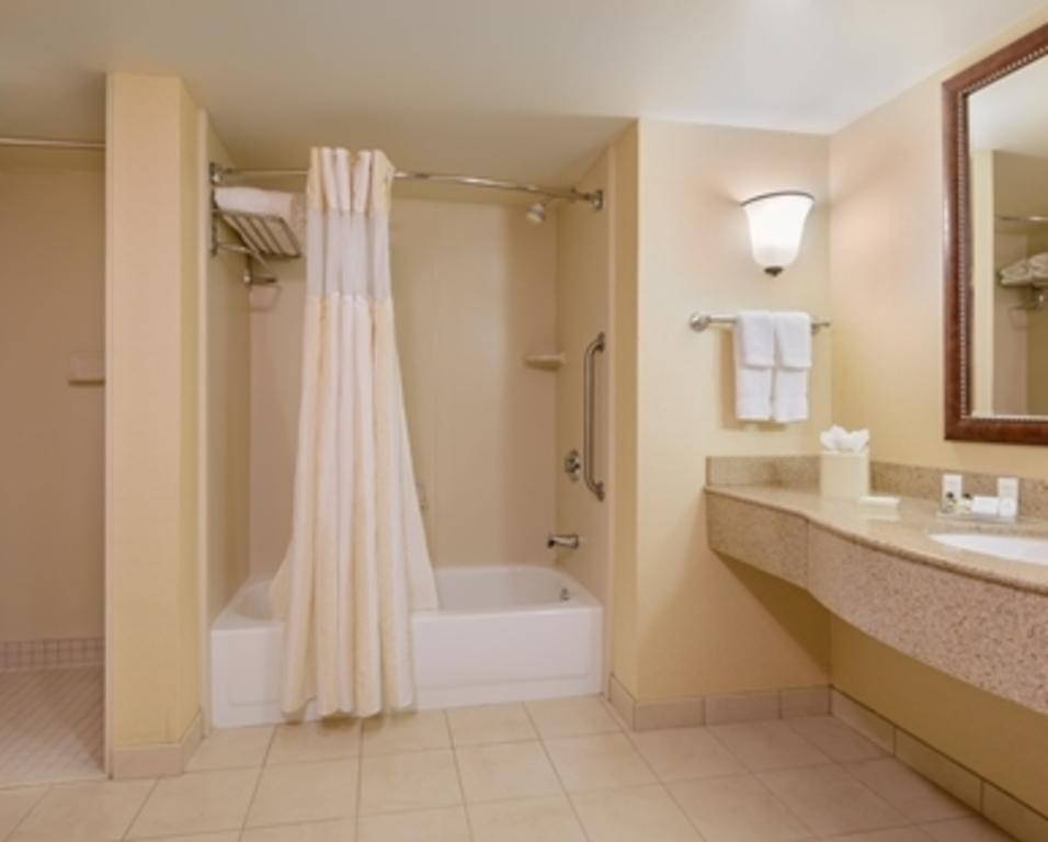 Hilton Garden Inn Richmond South/Southpark Colonial Heights Exteriör bild