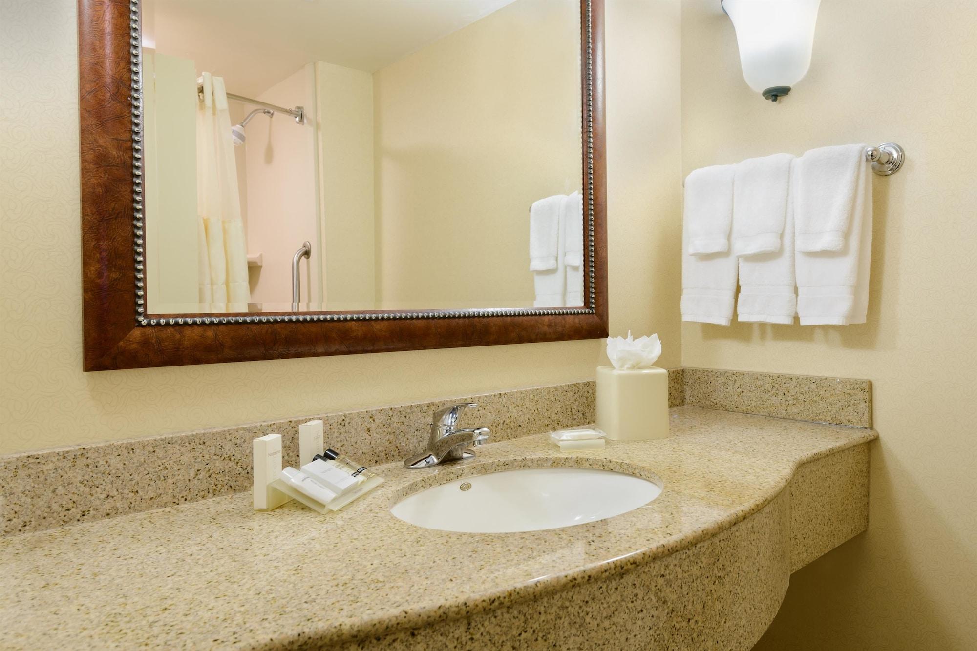 Hilton Garden Inn Richmond South/Southpark Colonial Heights Exteriör bild